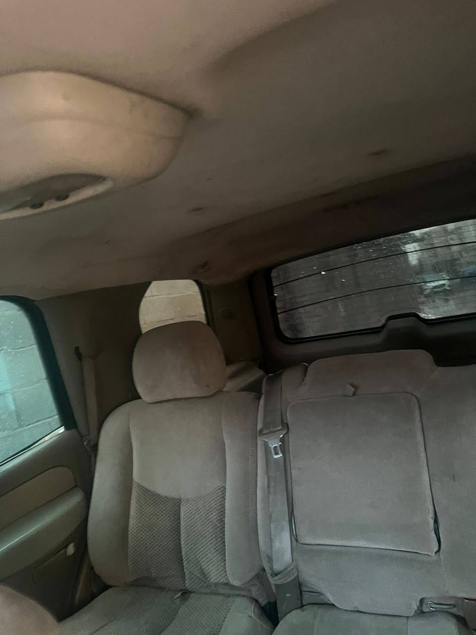 سلام عليكم تاهو 2005 ادوااات مكفوله من الكصه سيارة حاويه حلوه نضيفه سعر 38 وبيهة مجال للشراي العنوان البصرة جمعيات اسكان الموانئ شارع الميثاق الرقم ***********
