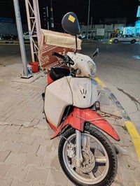 ماطور سيرفيز للبيع كهربائية شغاله كلها محرك جديد سعره ٥٠٠ مع صندوك وبي...