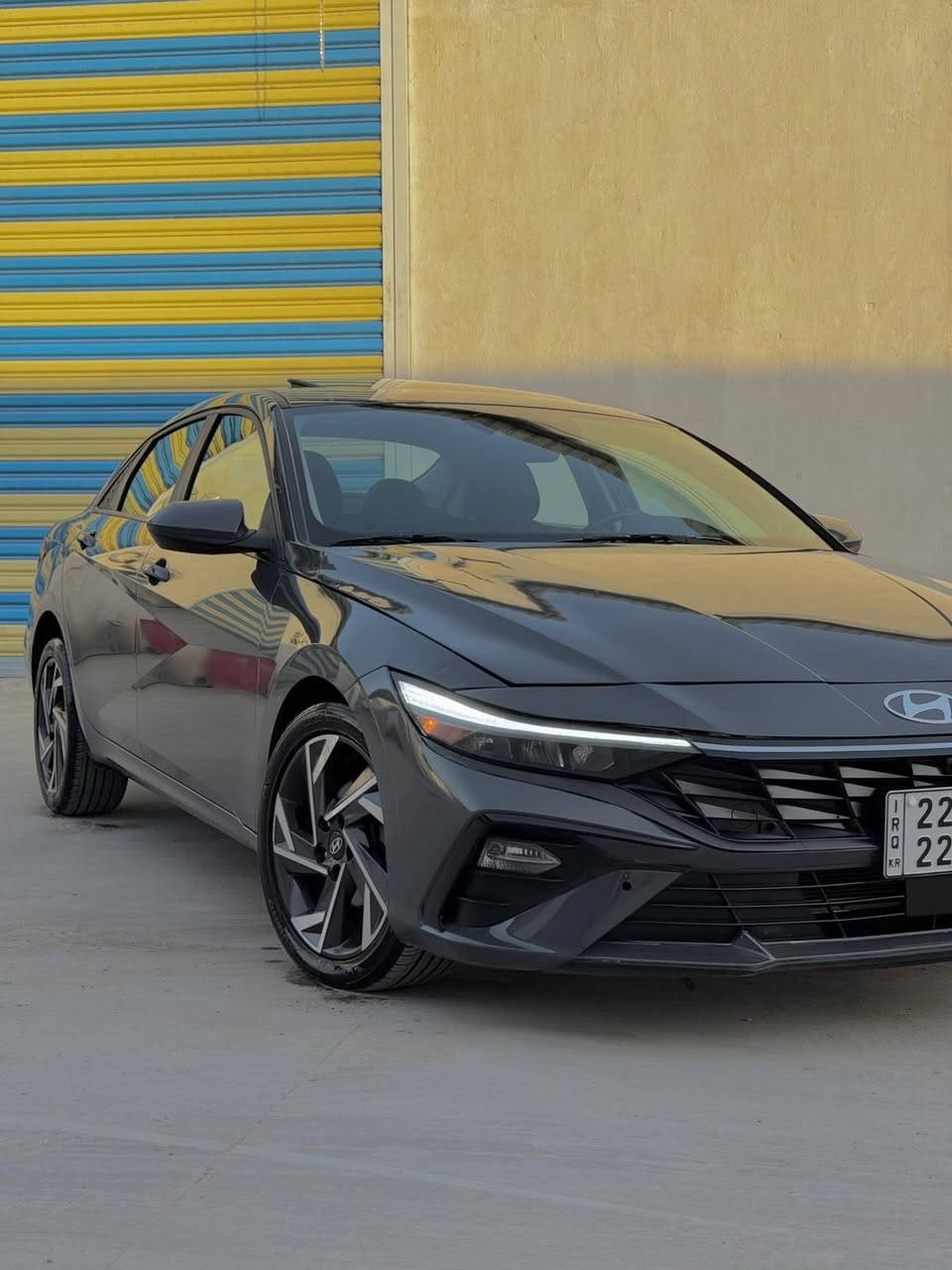 النترا 2024 سمنتي مميز فول 1/1 عدا جلد
محرك 2000 دوش 
عداد مشي : 19 الف

مواصفات 
1_ بصمه 
2_ تشغيل عن بعد 
3_ بصمه ابواب مع ترحيب 
4_ بصمه جنطه 
5_ لد امامي مع عدسات زنون 
6_ نقط عمياء 
7_ رادار امامي خلفي وجانبي 
8_ عدادات ديجتل مع شاشه ملتصق
9_ لد داخلي
10_ حساسات اوتو ستوب 
11_ كامره خلفيه وكامره رادار 
12_ شاشه اعطال 
13_ فول تحكم ستيرن مع قياده ذاتيه 
14_مود درايف تغير وضعيات القياده عدد 3
15_ مانع انزلاق
16-فتحة سقف
17_كشافات 
18_ تدفئة كشنات 
19_ تدفئة ستيرن 
20_شاشه تدعم كار بلي حجم كبير لمس
21_منافذ شحن خلفية 
22_ويل كب 

مرقم اربيل كامل تحويل مباشر 
طرف بنيد صبغ فقط 
باقي سياره كفاله عامه 

بغداد الكاظمية جكوك 
السعر:  169
استفسار ***********
