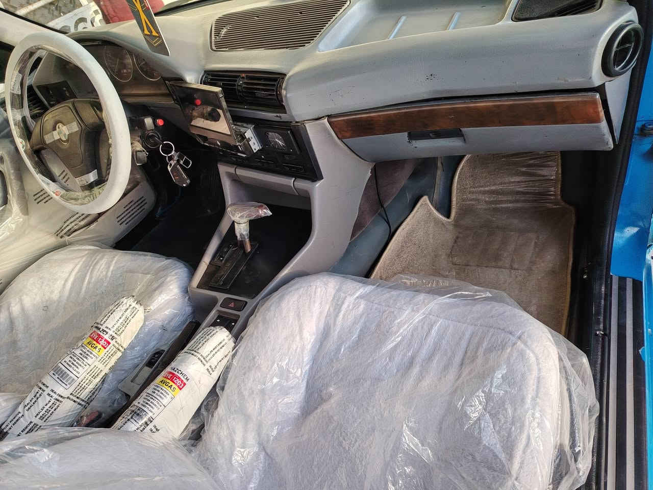 بي ام موديل ٩٢مسكر عدل فانوس بغدادسنويه٣٠ 525 كير محرحداديه تبريد السعر68مكانه بابل***********
