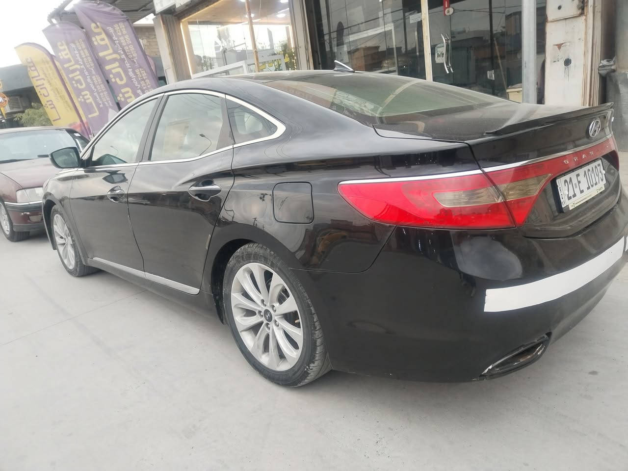 أزيرة موديل2013
سيارة جاهزة مابي نقص
بي اربع قطعة صبوغ
بدون ضرب
رقم سليمانية جديد
كاربايات كل شغال
صدر امامى خلفي جديد
تايرات جديد
بسمي
مكاني كركوك
***********
***********
سعر 110
