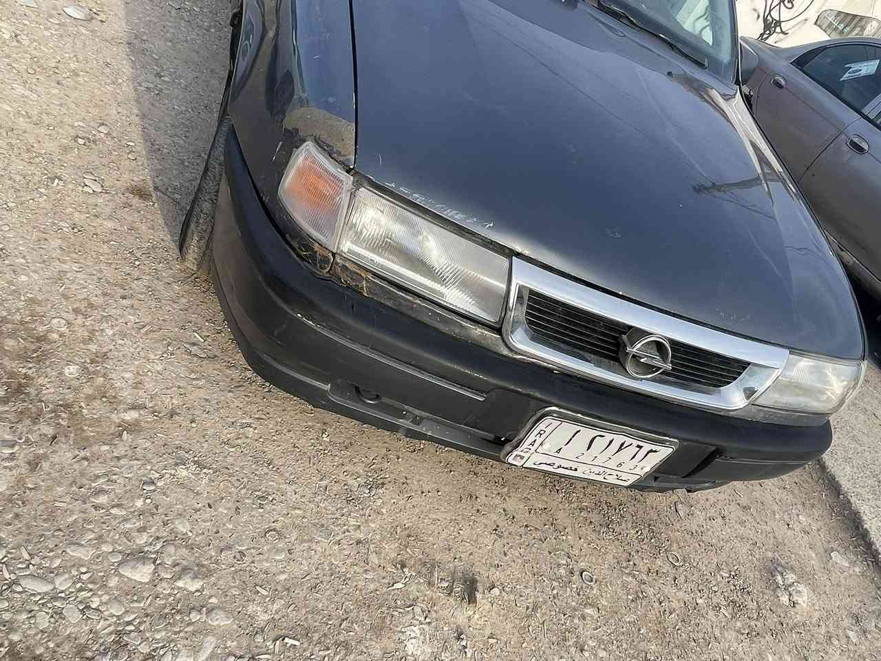 السلام عليكم  وبل فكترا للبيع موديل ٩٠ محرك ٢٠السياره صبغ بس الجاملقات الوره بس محرك وكير بالشرط صدر امامي خلفي جديد كهربائيات شغاله تخم تاير جديد السياره من ناقصه كلشي السعر ٣٥ بيهه مجال قليل 
سنويه لل٢٧مشروع وطني رقم الهاتف ***********
مكان السياره عوينات تكريت
