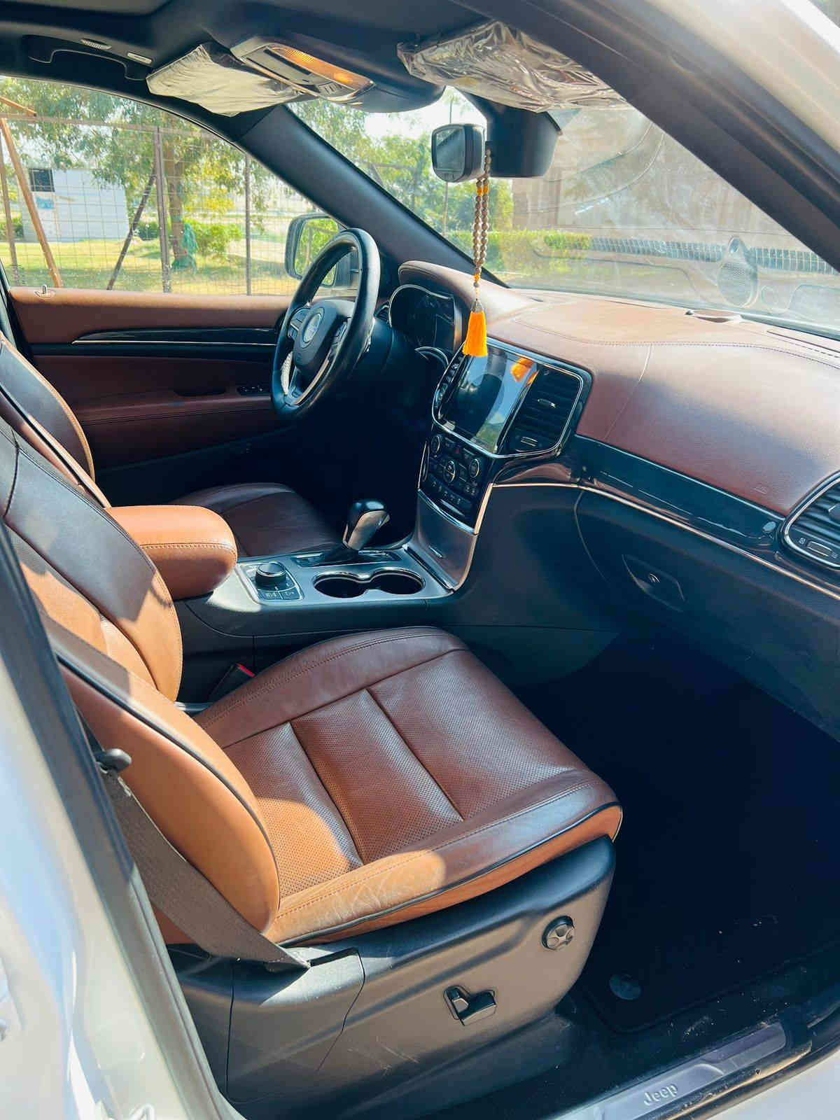 جيب أوفرلاند خليجي 2020 🚘 🔥
رقم بغداد الجديد بسمي
 تحويل مباشر
ماشية 70 الف 

السعر : 325 وبيها مجال بسيط

مواصفات
1 -بصمه+ تشغيل عن بعد
2 -بانوراما طكتين
3-ويل حجم 20
4-محرك 3600 v
5-زنون + زراكات لايت
6-جكات صعود ونزول
7-جنطه كهرباء
8-كامره دواره 360
9-حساس مامي خلفي
10_ايقاف السياره نظام اوتو بارك
11_هيتر مري جانبيه
12_ماوس للطرق الوعره 
13_فول تحكم ستيرن 
14_دمام خلفي
15_شفتات كير
16_داخل جلد  من ارقا الجلد الماعز الجبلي
17_كشنات كهرباء +تدفئه +تبريد
18_اطفاء اوتو عند الازدحام او التقاطع
19_فور ويل + هوك أمامي 
تخم تاير جديد قبل سبوع شاده الاصلي وكاله

ملاحظة // السياره هواي بعد بيها مواصفات سياره
السياره مكفول كافله عامه عده شبر صبغ كرت بالبنيد +بارد بسيط بالباب الخلفي بدون صبغ

للتفاصيل اكثر الاتصال على الرقم 
***********
