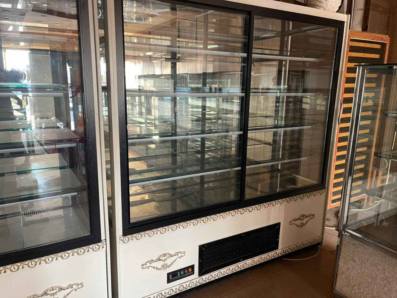 ١٩ مه تر براد و عاريضة مال بقلاوة اصتفصار بل توركيا صويت شرط شغل كامل كربايي سنكل رؤوف خشب كامل
قطعة براد قطعة ميوزه عرض
*********** واتساب ***********
