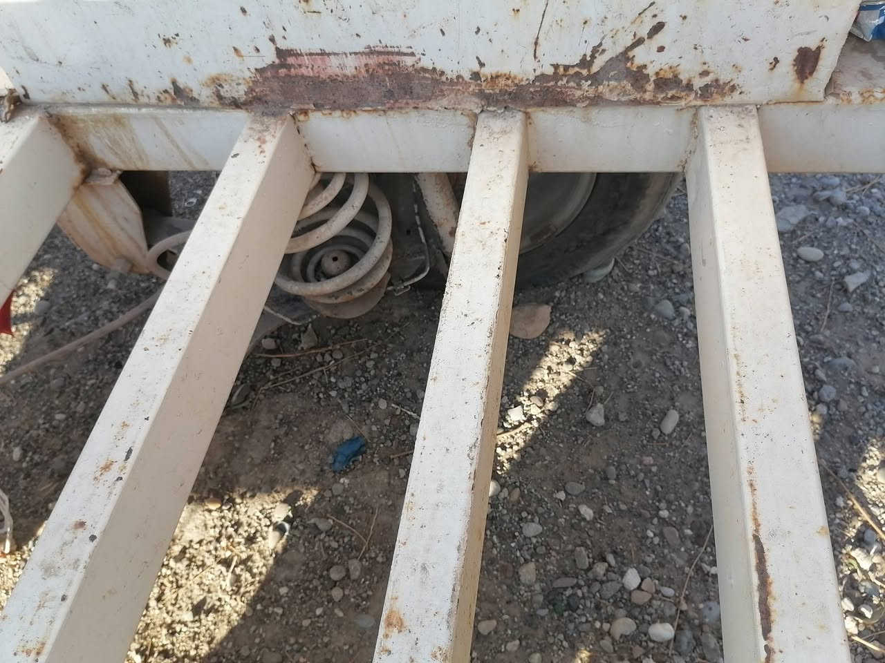 سلام عليكم 🌹 عربانه يفيد للسفرات وأهل مزارع وللشغل ويسحب خلف كل سيارات ورزنه وبيه دبلات وسعرها ٤٥٠ الف دينار عراقي ١متر ونصف في ١متر ونصف يعني مربع وارجو من الجميع لاتكسرون بحلال العالم لانه عندي ضروف الحياه والحمدالله على كل حال ونعمه علينا وعليكم 🌹 ✍️ وللاستفسار الاتصال على الرقم *********** وتساب عليه وتحياتي ✍️
