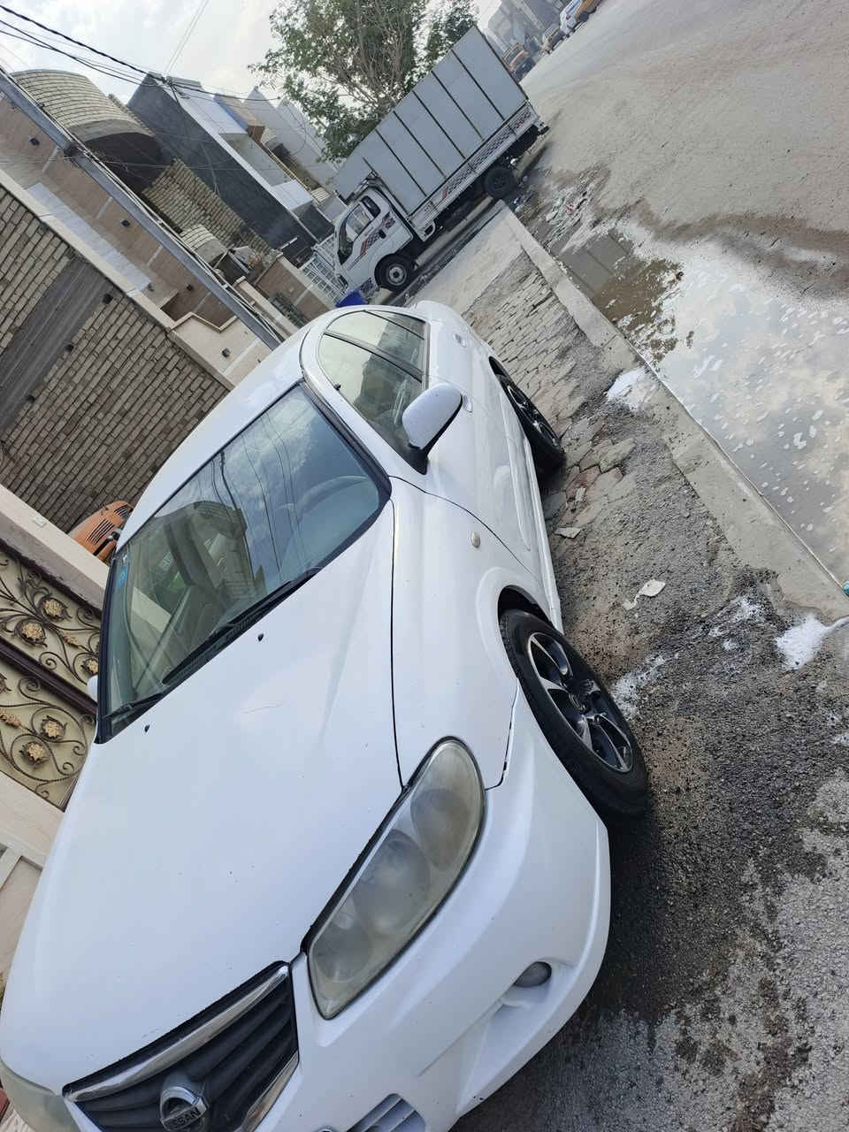 سني ياباني 2010 مكان بغداد الغزالية  باسمي سيارة بيه ضربه بالباب مال سائق وملاحظات بسيطة تحويل مباشر وين ميعجبك جام كهربائي اوتماتيك كير محرك تبريد مكفول سعر 90 وبي مجال 
***********
***********
