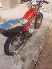 للبيع تايكر موديل ١٩ كلك شغاله السعر ١٥٠ وبيه مجال مكاني حله الشراي يت...