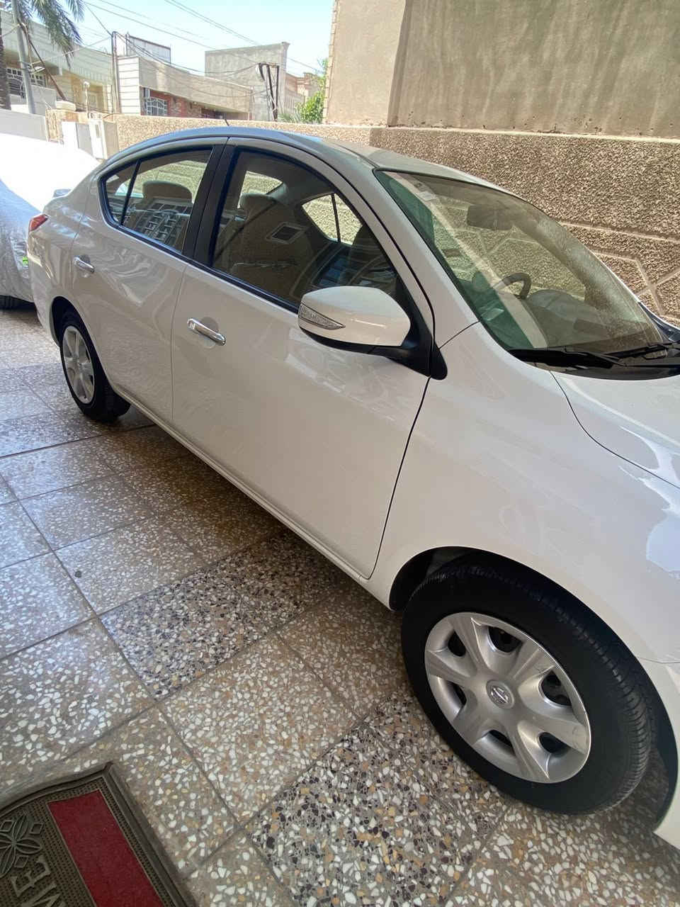 نيسان موديل ٢٣ السياره جاهزه من كلشي وضربتها موجوده بل سونر السعر ١١٣ وبيها مجال مكاني بغداد قرب جامع النداء 
 مكلف بلنشر اتصل على الرقم***********
