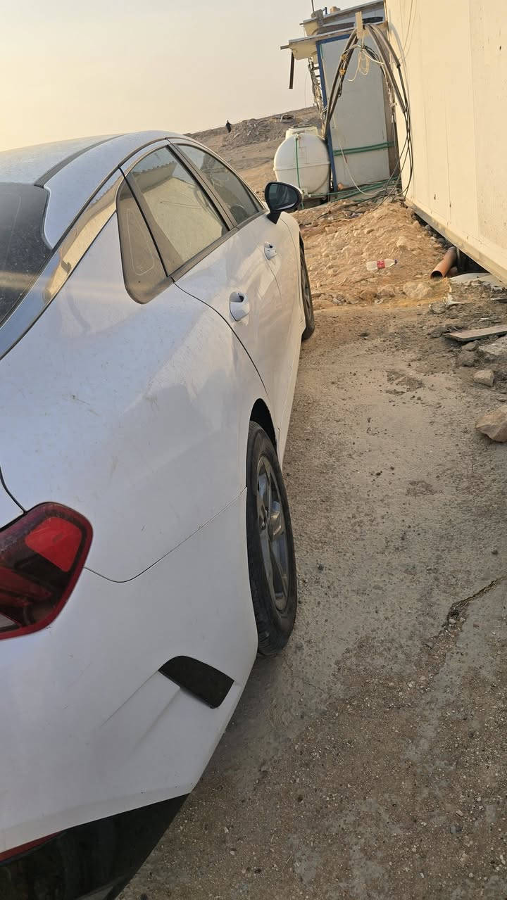 للبيع كي فاي موديل ٢٢ معوقين بسمنه رقم مثنى باقيله سنه ونص وتصير حره سياره جديده عله ايدي مدخله حته تصليه بل عراق ماشيه ١٢٠ الف سعره ١٦٠ مكاني سماوه قظاء رميثه رقمي ***********
