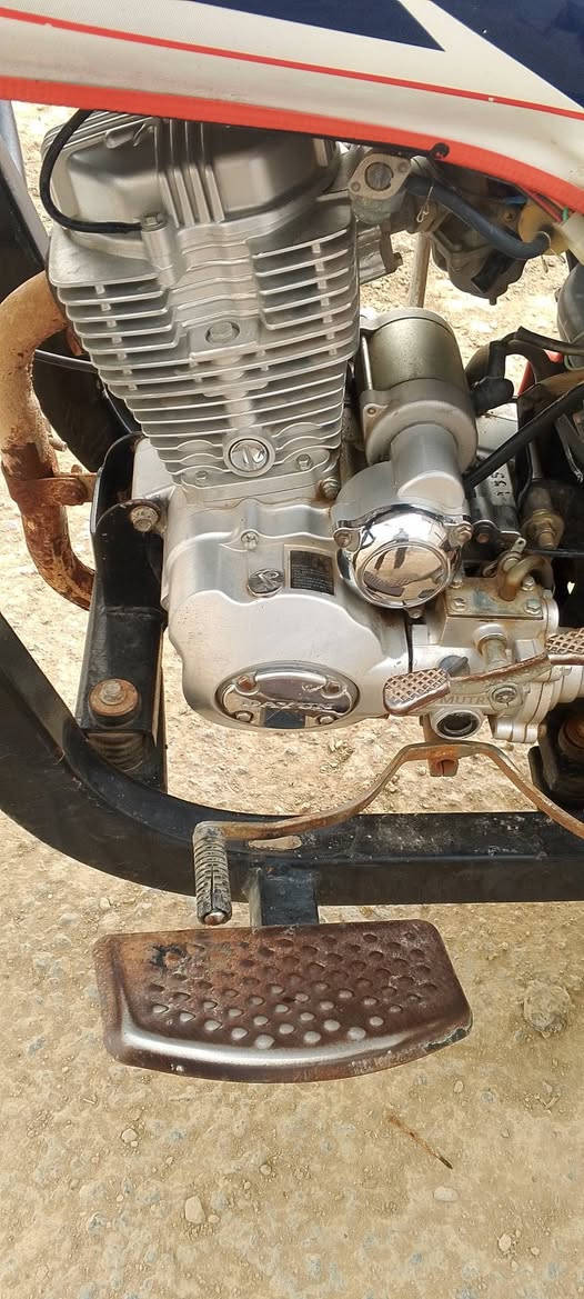 السلام عليكم محرك لبيع لمحرك مال 2025 محرك مابيه ايي شي مامفتوح بس كلجات فقط وشراي يجي خاص هذا رقمي ***********
