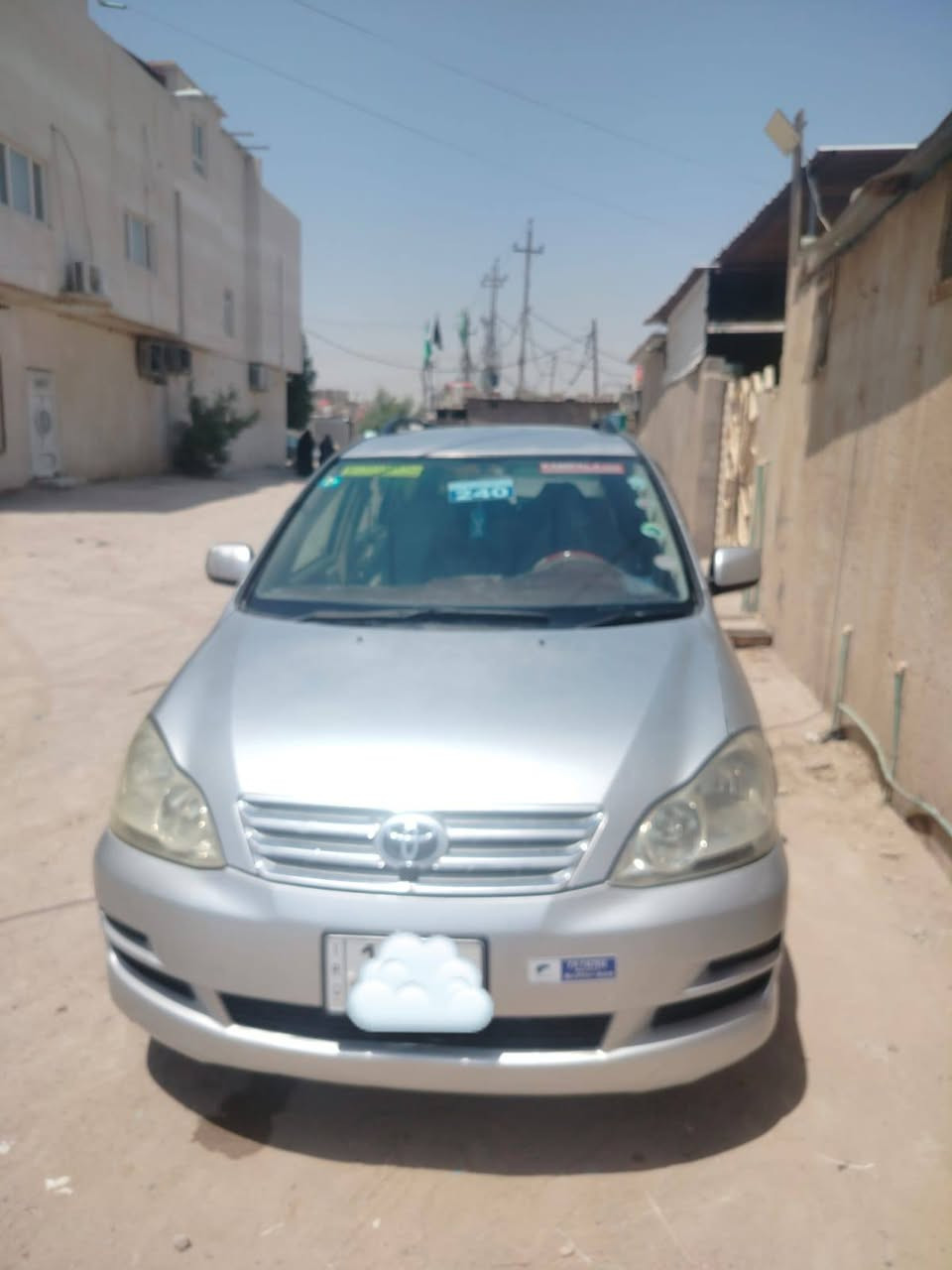 السلام عليكم
ابصم مديل 2003 باسمي رقم انكليزي سنويه 2028
كير مكفول ومحرك توني شاده بعده جديد وكفاله 
السياره مكفوله بيها تكحيل والسونار موجود بالمنشور 
السعر 113 
مكان السياره البصره 
***********
