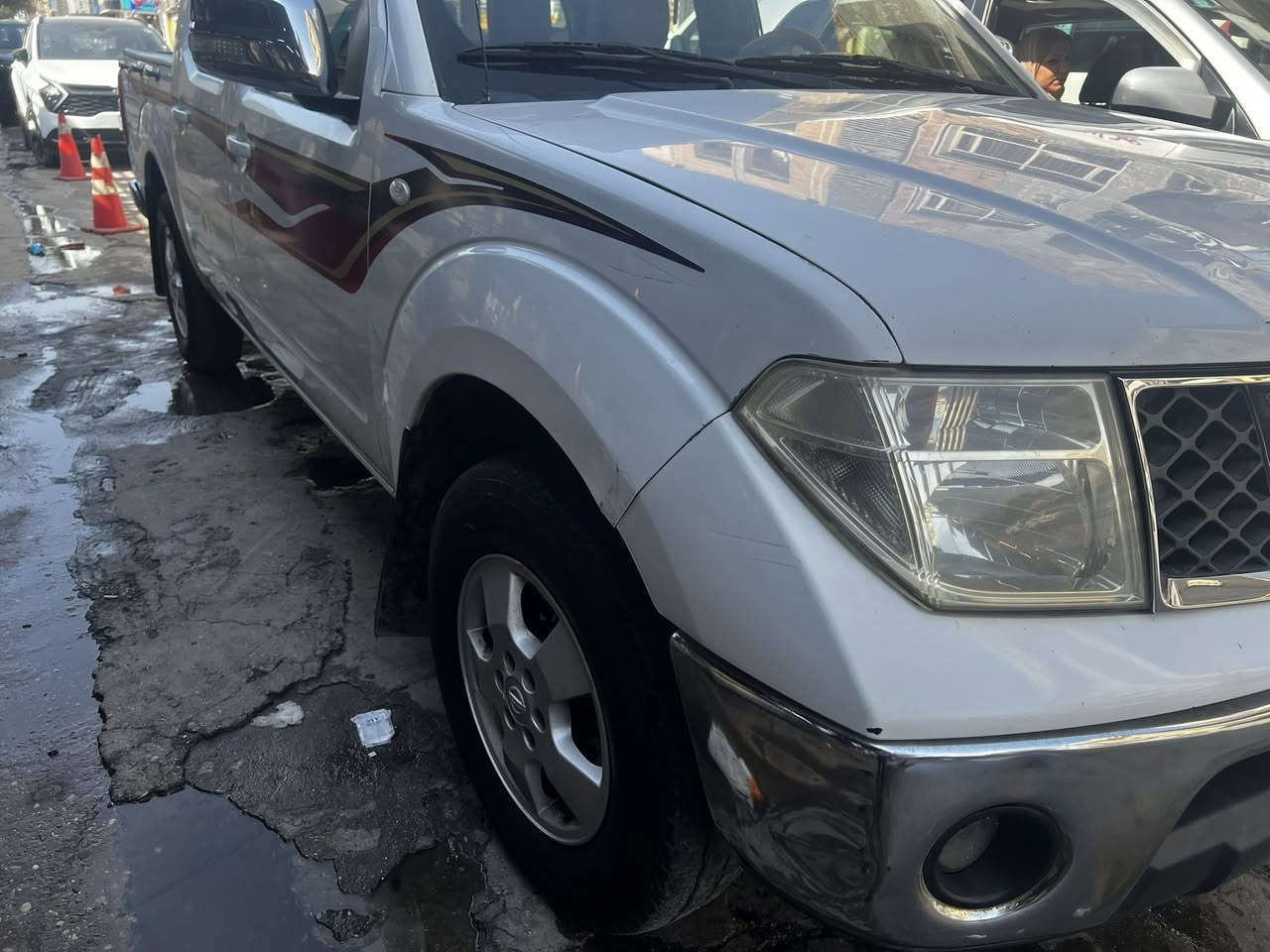 السلام عليكم نيفاره للبيع موديل2013سياره كفاله عامة مكينة كير تبريد خير من الله بالخير على اللي ياخذها مكان السياره الدوره ***********السعر 128اوبيهامجال
