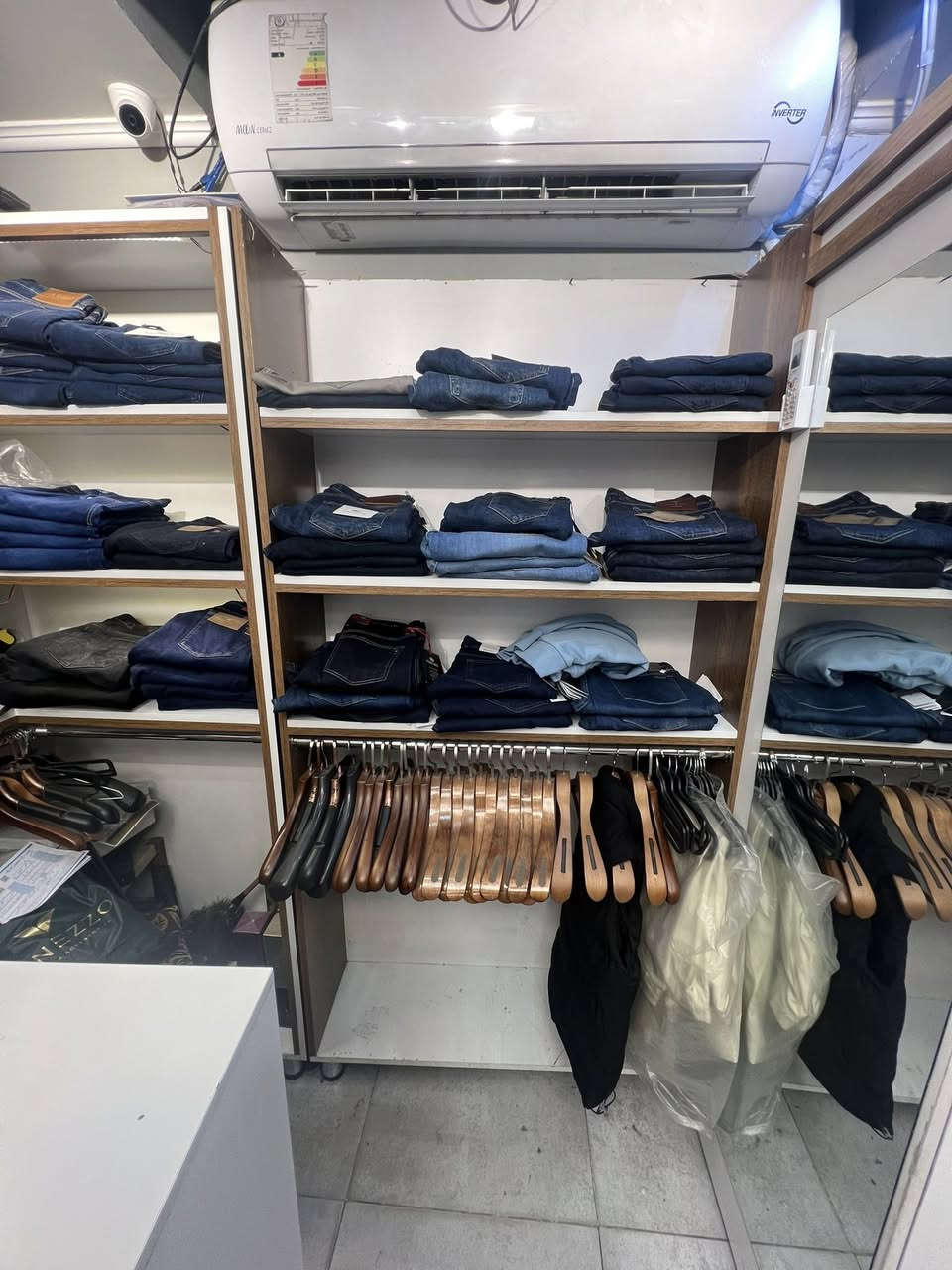 باترينة و منزع بيه لد اضاءه دفن خشب اصلي مكان بغداد العامرية


**إذا كنت صاحب هذا الإعلان وتريد حذفه لأي سبب، رجاءا أرسل رسالة إلى الدعم الفني**