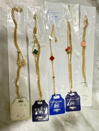 مكياج • عطور وسبلاشات • توصيل لجميع المحافظات