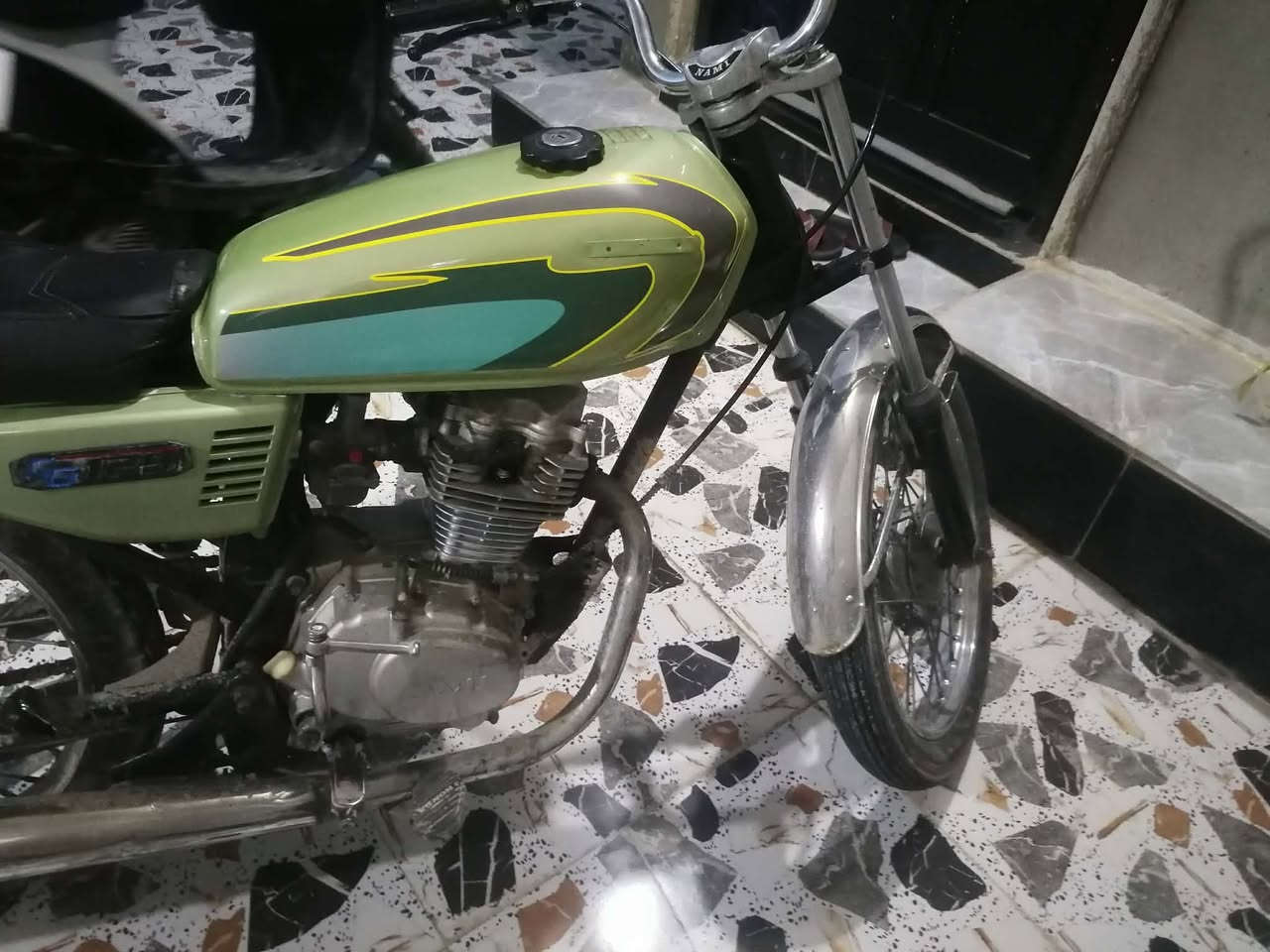 ماطور
للبيع اربعه كير محرك معمر جديد 
السعر 180 
الرقم ***********
