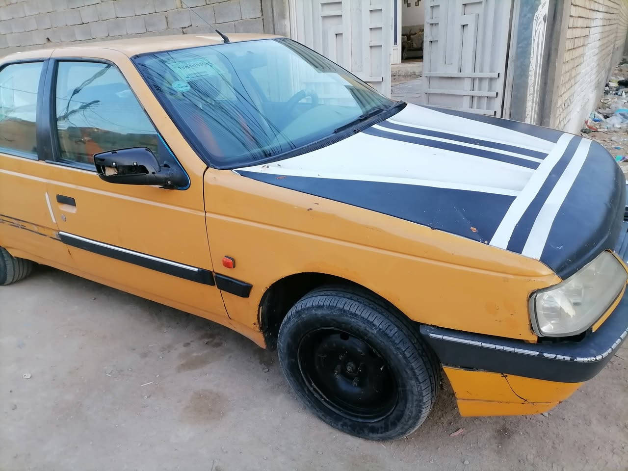 السلام عليكم بيجو 405 مكينه وكير حداديه نضيفات كهربائية شغاله راعيه بغداد ماواصله سعر 14 بيه مجال رقم موبايل/*********** العنوان كربلاء
