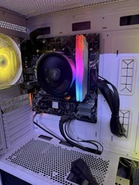 رايزن 5500 • بلا كرت • رام ٣٦٠٠ RGB