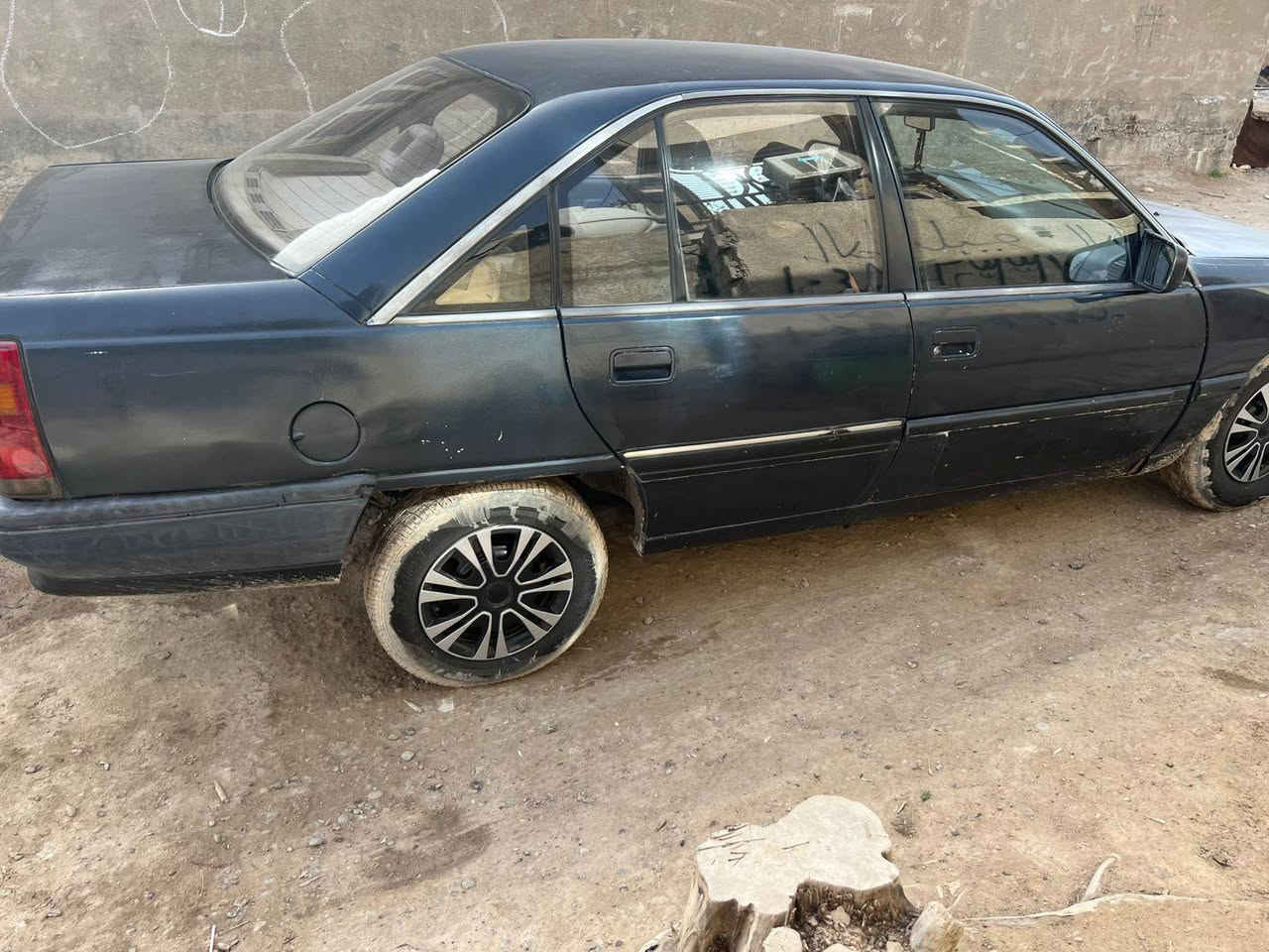 ابل اوميكه جاهزء موديل 88المكان بغداد الزعفرانيه السعر 27اوبيه مجال الرقم الهاتف ***********
