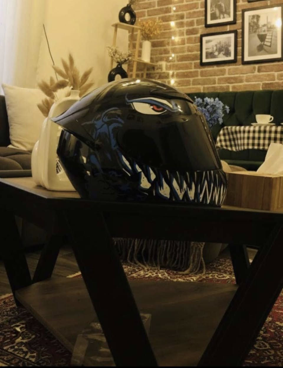 سلام عليكم
خوذة دراجات متوفر اللونين الي كدامكم ب40 الف بس 
متحصل هيج سعر دور وشوف بيع مستعجل قطع محدوده
عنواني بصرة📍
تواصل واتساب : ***********
