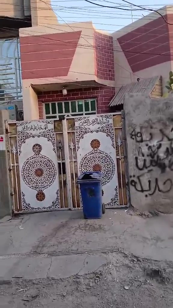 للبيع بيت 100 مترطابق واحد ملحق الرئاسه زراعي عقد25
*********** أبو سجاد

