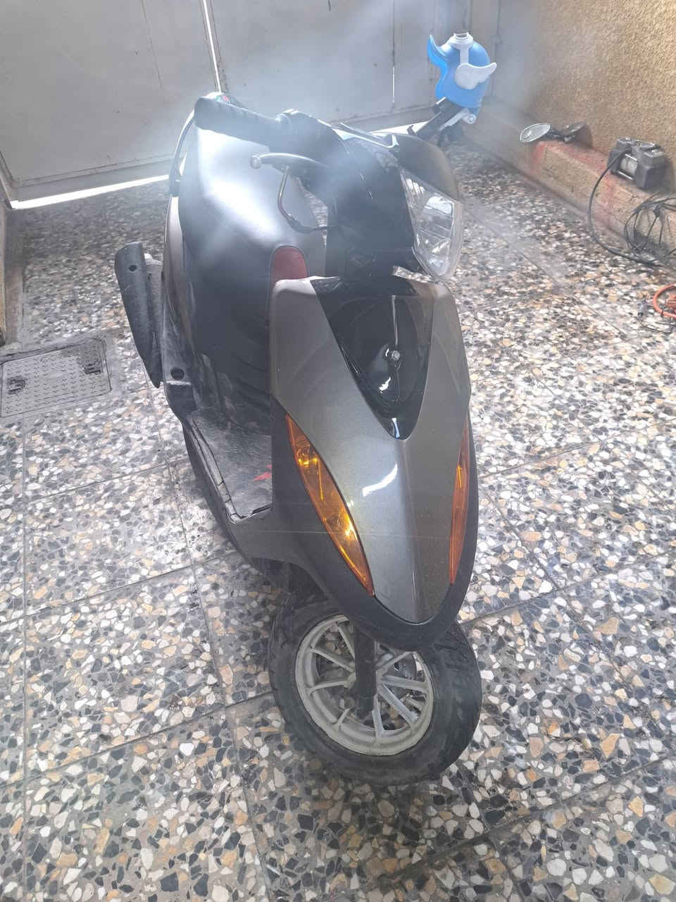 ماكس بوشة ٥٥
صالنصة اف ام
نكرة سلف ناعمة شرط شلعة ومعدل تشك لكاع
السعر ٥٥٠ 
***********
بغداد الدوره
