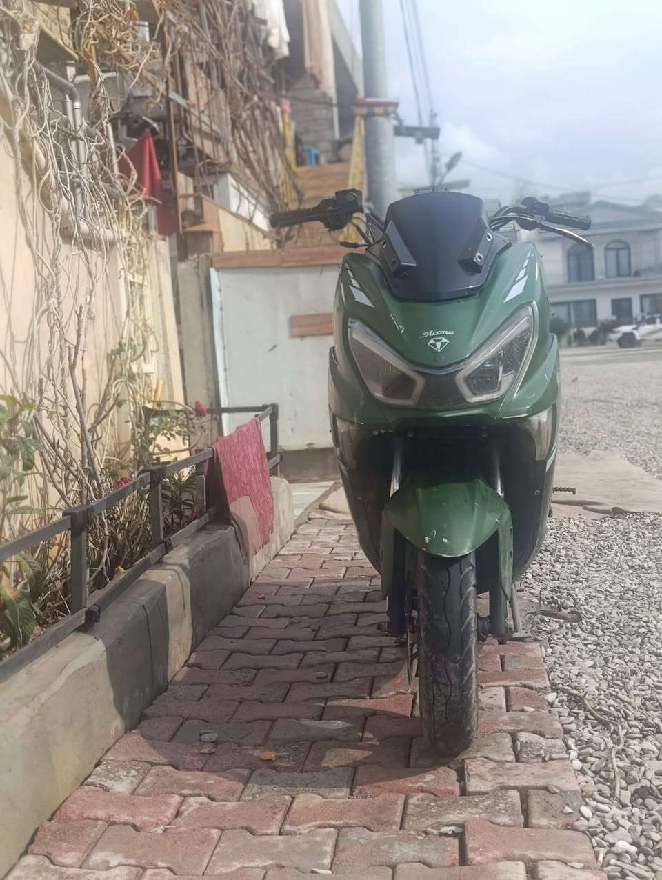 السلام عليكم يوجد دراجه لبيع مديل 2023 محرك 150cc كهربائيّات اشاير ضوء عالي ناصي نهاري كله شغال بسعر مناسب مكاني سليمانية بكرجو السعر 470 و بيه مجال حيل *********** بي واتساب
