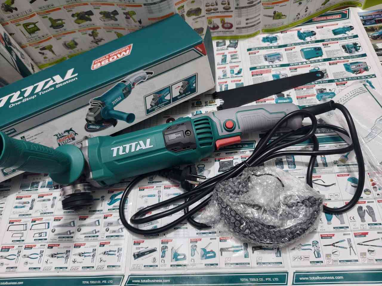 كوسره كهرباء 960 واط 115 ملم سويج خلفي ملف نحاس معه ملحقاتهه من ماركه توتل
السعر 45 الف 
الحجز واتساب ***********
متوفر توصيل الجميع المحافظات 
https://www.facebook.com/share/1Fsf8nuuzv/
