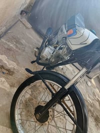 دراجه البيع دراجه حلوه مرتبه مال جناي دراجه تواير جدد محرك نضيف ضفيره ...