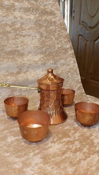 دلة نحاس • فناجين