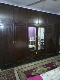 عندي غرفه مستعملة للبيع مابيها كسر وكلش قوية وتتحمل بس اريد ابيعهة لان...