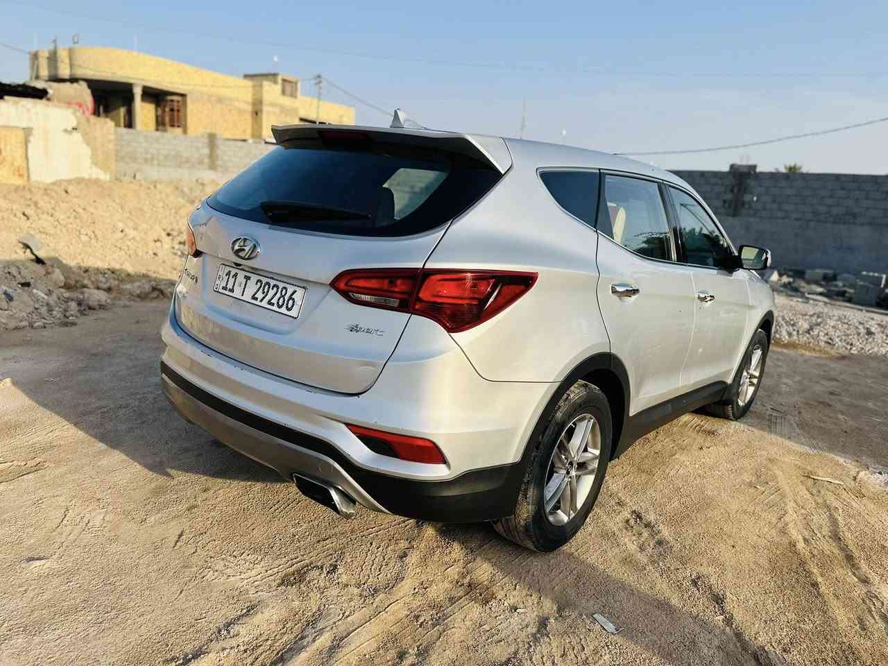 سلام عليكم سنتافيا 2017 رقم الماني بيهة جاملق ايسر مال السايق بنيدهة بي بارد الباقي كفاله عامه السياره بسمنه سنويه 28 السعر 135 وبيهة مجال ماكني بني منصور بيع ومراوس ***********
