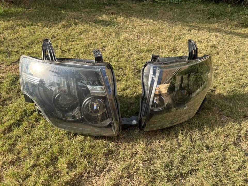 سلام عليكم عندي لايت باجيرو للبيع يرهم 2004.حد 2020يرهم و عندي شباك مامي مال مديل 2017  سعرر لايت 130الف


**إذا كنت صاحب هذا الإعلان وتريد حذفه لأي سبب، رجاءا أرسل رسالة إلى الدعم الفني**