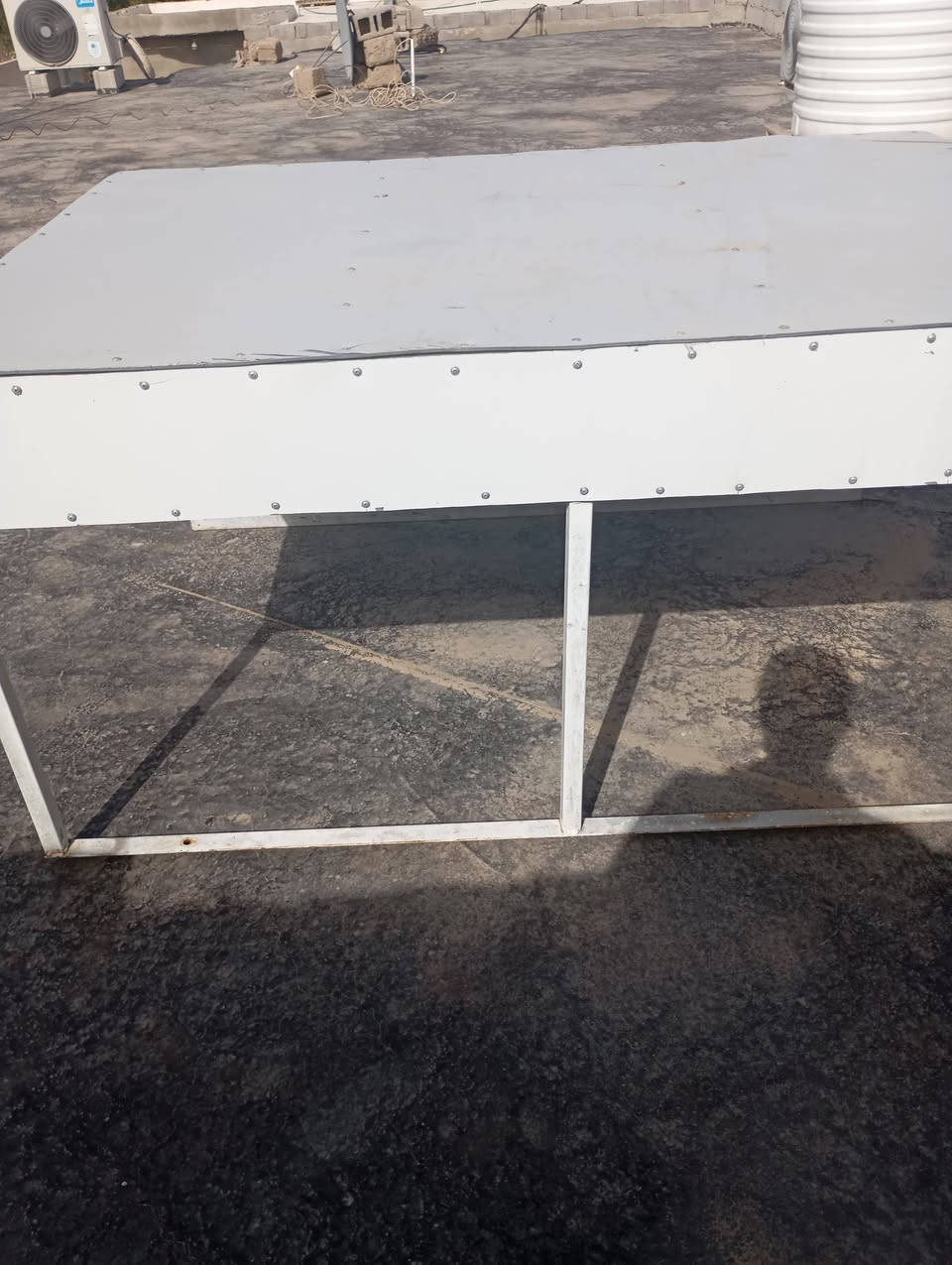 السلام عليكم سقيفه مال ستوته تفصال جديد لبيع العنوان بصره الهارثه حي الانتصار لتواصل مع رقم ***********
