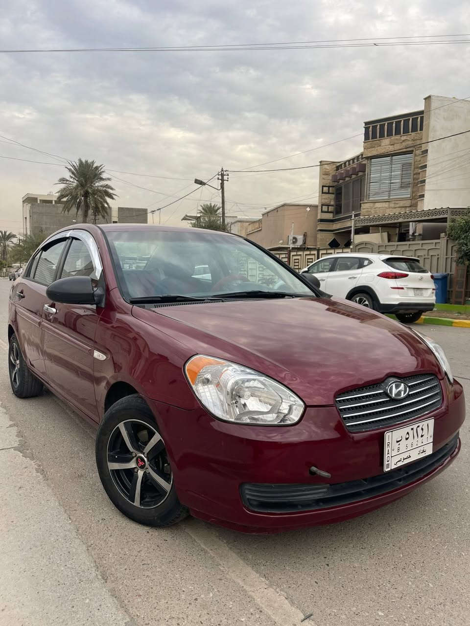 السلام عليكم . اكسنت موديل 2007 وارد امريكي حادثها جاملغ خلفي فقط وبيهة صبغ 3 قطع بدون دواخل شرط الفحص .. بجم مكفول برغي ممفتوح بي ماشية 160 اخوان سيارة جاهزة من كلشي وحلوة وناصبة مكينة 1600 كير مكينة تبريد بدفئة كلها جاهزة واي نقص مابيهة تخم تاير جديد السعر 83 وبيهة مجال بسيط مكاني بغداد العامرية ***********
