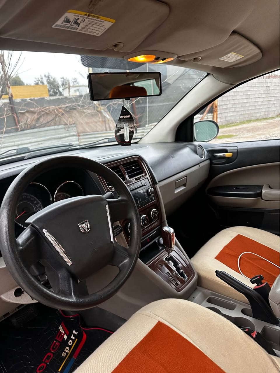 سعری ٥٥ وەرەقە و ١٢ وەرەقە خرامەی لەسەرە دەیدەمەوە 

ژ.م-  *********** وەتسئەپی لەسەرە 

دۆج کالیبەر مۆدیل ٢٠١٠ گێر تۆماتیک 

گێر و مەکینە بەشەرت مەکینە 2.4Lە 

حیزام سبوخە بێ ناوگرتن 

٤تایە و ویلی لۆکە 

رەقەم و سەنەوی کۆنە ١٢ وەرەقە خرامەی لەسەرە دەیدەمەوە 

سعری ٥٥ وەرەقە و مەجالێکی کەم 

ژمارەی مۆبایل *********** وەتسئەپی لەسەرە أربيل, العراق
