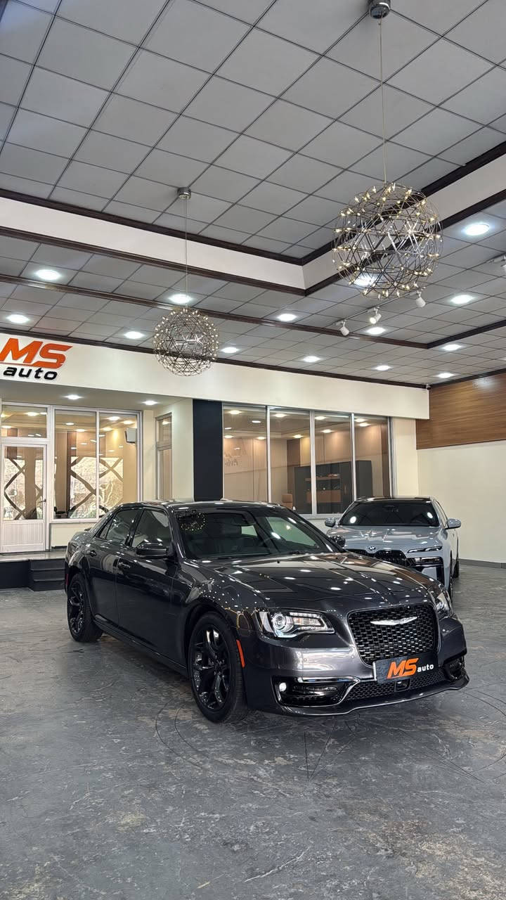 Make : CHRYSLER ✅
Model: 300S
Year: 2023
Ml.26,000
Warranty: Warranty
Transmission: 6 Speed
Cylinder: V6 
Engine: 3.6L
Horsepower: 300
GPS Navigation system: Yes
Sensors: Front,Rear
Camera: 1
Wheel: 22 Size 
Lamps: Digital lights 
Seats Type: Electric  + Hot 
Screen: 1 Big Screen 
Country: Iraq Kurdistan 
City: Duhoke 
For More Information 
33,000$
+964 7507998739


**إذا كنت صاحب هذا الإعلان وتريد حذفه لأي سبب، رجاءا أرسل رسالة إلى الدعم الفني**