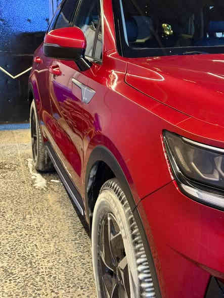 السلام عليكم سورنتو 2022 EX هايبرد وارد امريكي
رقم بغداد باسمي سياره 

 المسافه المقطوعه  : 33 ميل
حجم المحرك : 1600 تيربو

حادث السياره : كلين كلين كلين ربع الدعاميه فقط اليمين

     

مواصفات 

بصمه
كشنات جلد
ويل كب
كشافات
تشغيل عن بعد 
حساسات خلفي امامي
شحن وايرليس
رادارت 360
بصمة ابواب
هند بريك بصمه
اوتو هولد 
هيترات بالكشنات
قطعتين تبريد 
لايتات لد + بكلايت لد
كشنات كهرباء 
جنطةكهرباء
7 راكب VIp
كير ماوس

السعر : 260 و بيه مجال للطيبين 
☎️ *********** مكان السياره بغداد 
بيه وات ساب بغداد
