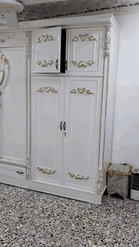 غرفه البيع ستخدام كلش قليل سعره مليون ٣٠٠
***********
