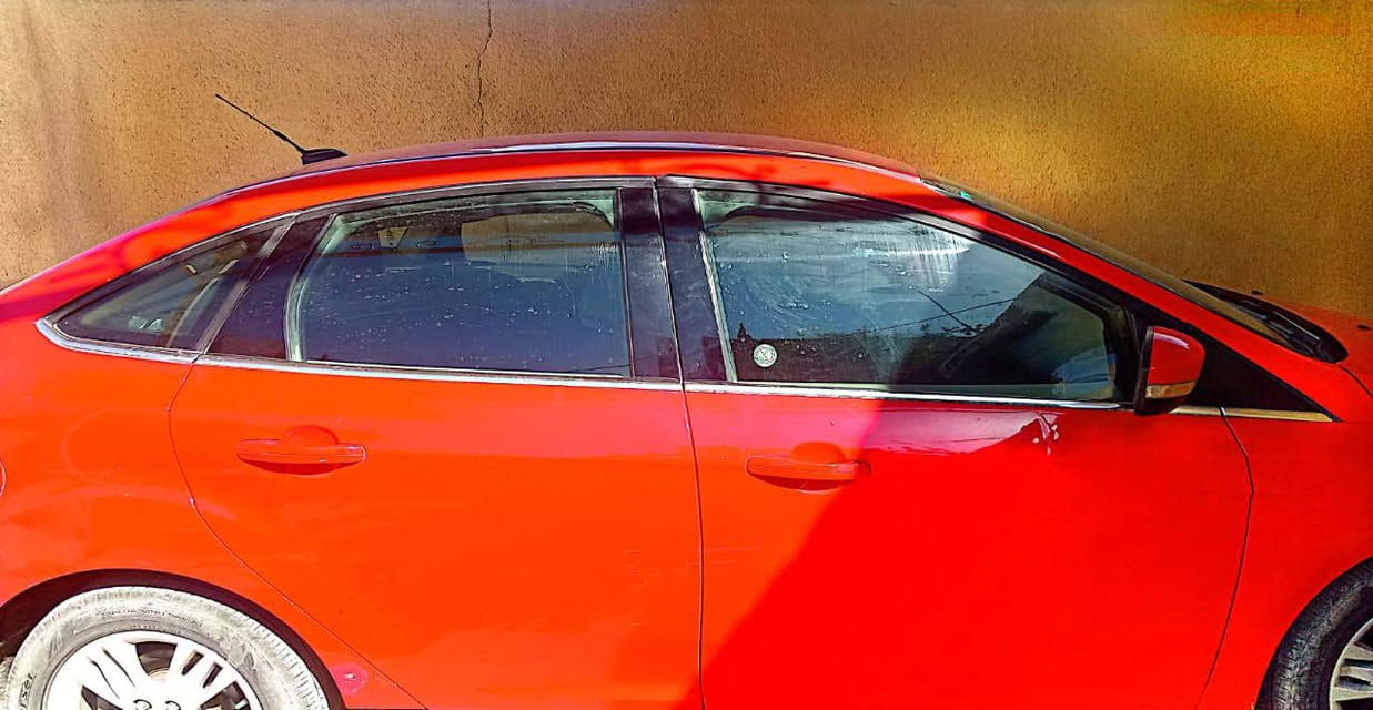 فورد فوكس موديل 12 كير ومحرك كورله تراي وين ميعجبك سياره وارد امريكي حادث جاملق امامي بدون داخل رقم واسط انكليزي مكان السيارة كوت تحويل مباشر ***********السعر 51وبيه مجال
