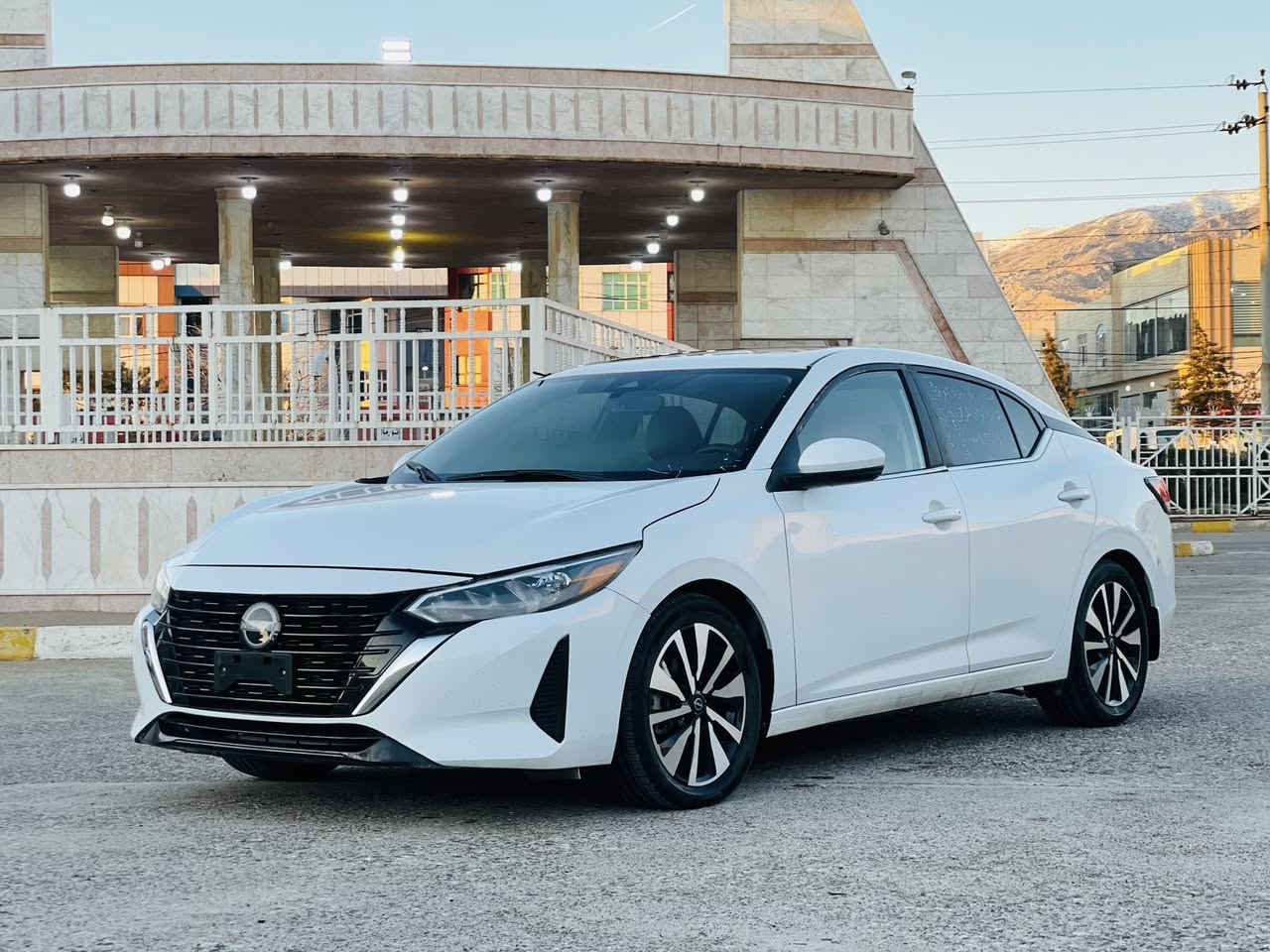 سلام عليكم.    واتصاب. ***********📞
سلاو. سنترا موديل2024 مواصفات SV پلاص فول فول
 السعر 118$ مجال💸
          سيارة  بدون دواخل  بدون ايرباك ✅ 
         بجم غلفي و امامي كپص✅
ماشية فقط 16 الف مايل✅
صور حادث موجود.سيارة كل شرط✅
             سيارة مو عام ابيع عام صبغ.

مواصفات SV پلاص فول فول🏎️ 

كشنات هيتر
سترين هيتر 
شغال
5كاميرة
بصمة                    واتصاب. ***********📞
شاشه كبير
تحكم ستيرن 
تحديد سرعة
باب بصمة
ايكو سپورت
رادار بيلادي
رادارت جنابي
حساس
رادار
حجر بيلادي
