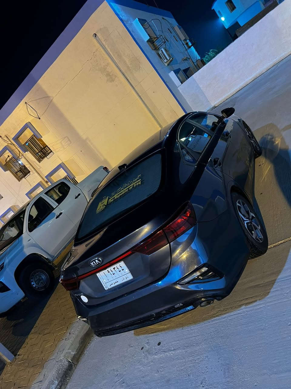 السلام عليكم 
فورتي مديل 2021 ضرر جاملغ وسونارة موجود سياره مكينة 2000 دوش ما مفتوحة سياره جديده وما نفقصة شي جاهزه السياره معوقين وكاله ثاني يوم ماشيه 76 الف ***********: /***********
