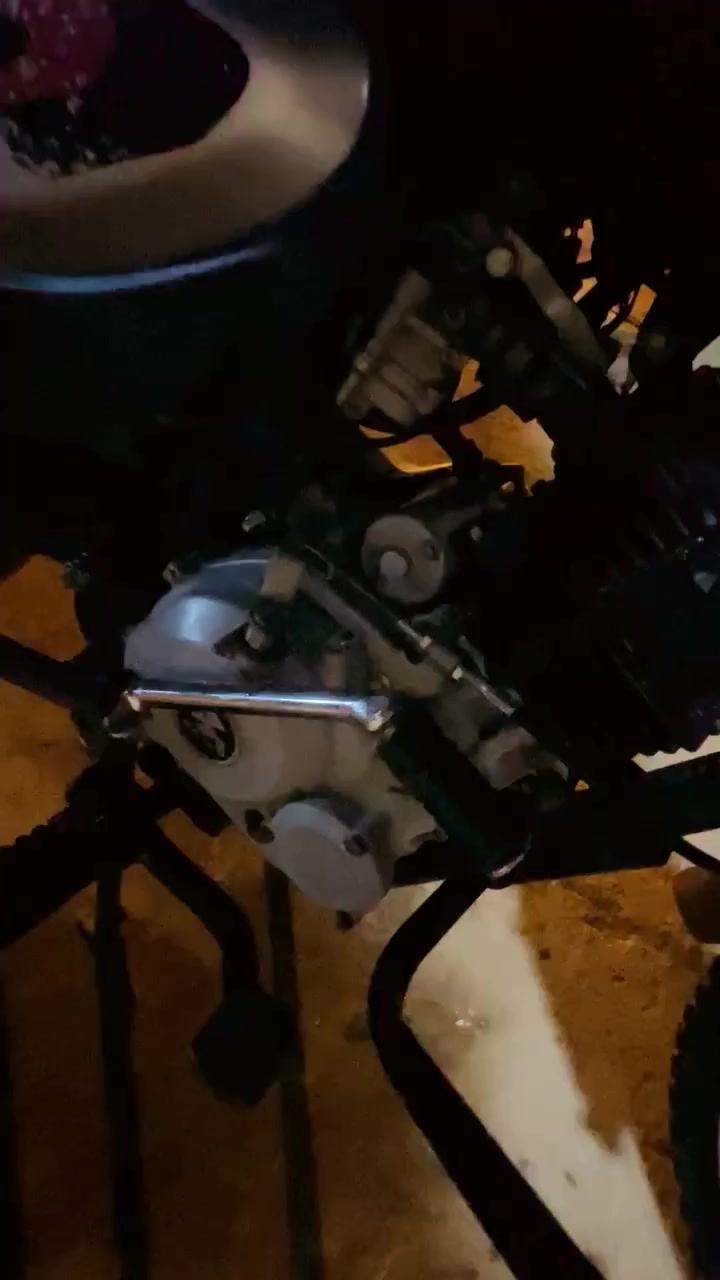 سلام عليكم
دراجه بوكسر 2023اوروق كامله غبور القلم دراجه خير من الله السعر 1150. الرقم *********** متواجد وتساب
