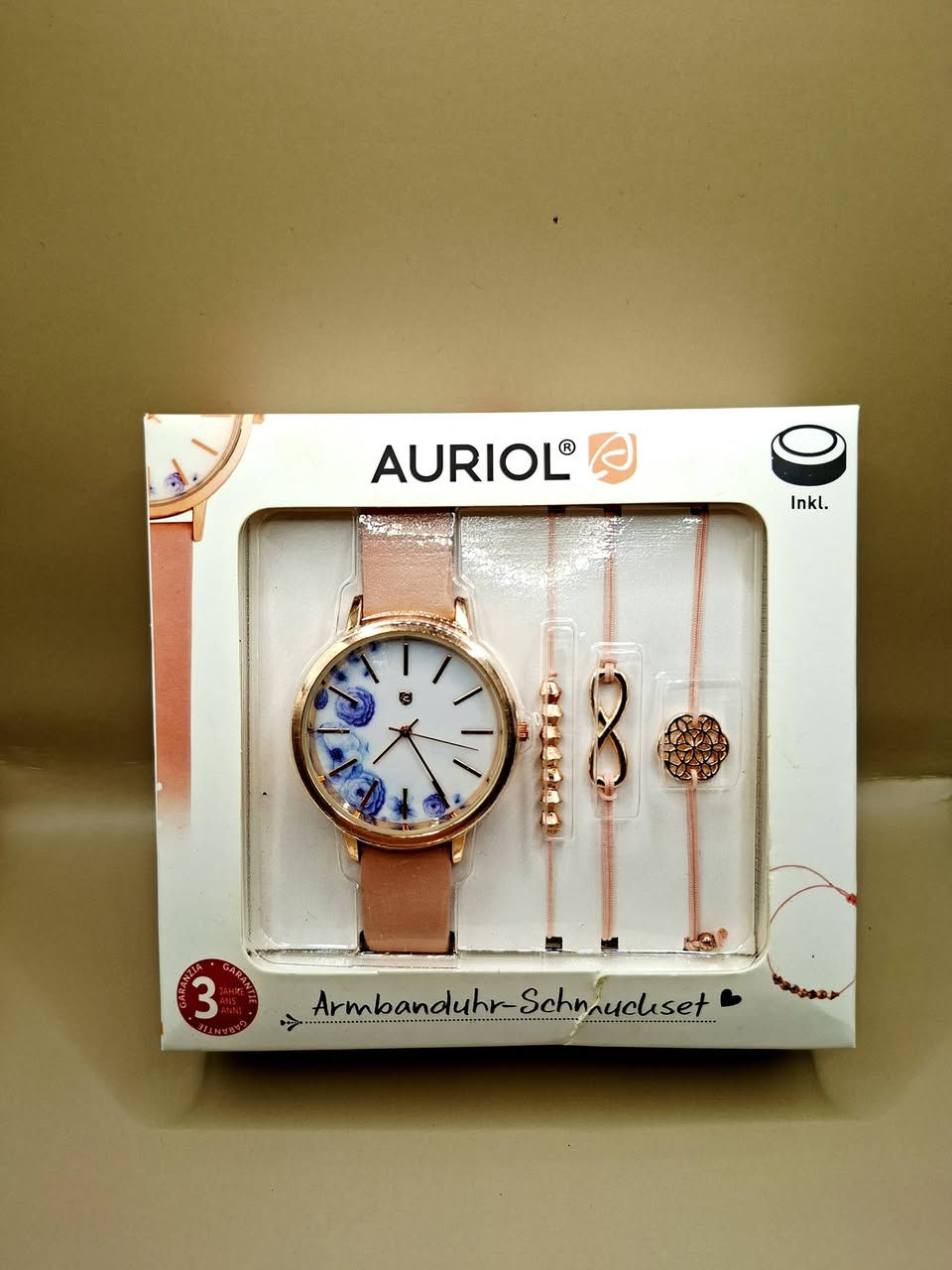 يالله 
اللهم صل على محمد وال محمد 
مساء الخير متابعيني الغالين ⭐✨
✨ وصلتنا تشكيلة جديدة ومميزة ✨
⌚ ساعات سمارت بأحدث الموديلات
⌚ ساعات عادية أنيقة تناسب كل الأذواق
🎧 ايربودات صوت نقي وجودة عالية
🔌 كيبلات شحن سريعة ومضمونة
🪄 سير ساعات بألوان وخامات مختلفة
جودة تضمنها ✨ وأسعار ترضيكم 💸
التوصيل متوفر لكل المحافظات 🚚
للطلب والاستفسار راسلونا خاص 📩
#ساعات_سمارت
#ساعات_رجاليه
#ساعات_نسائيه
#ايربودز
#كيبل_شحن
#توصيل_لكل_العراق
#متابعيني_الغالين 
#اشاره_للجميع


**إذا كنت صاحب هذا الإعلان وتريد حذفه لأي سبب، رجاءا أرسل رسالة إلى الدعم الفني**