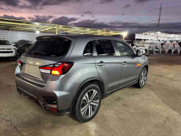 Outlander sport SE awd 2024 
متسوبیشی اوتلاندر ٢٠٢٤

محرك 4 سلندر 2000

فقط بوند صبغ بدون دواخل 👌
جاهز بدون مصرف 💯
دبل اكسن  ✔️
رقم الشاصي بالمنشور

سعر 🔥 147 و مجال بسيط
مكان عقرة
واتس اب و كورك *********** اكر
