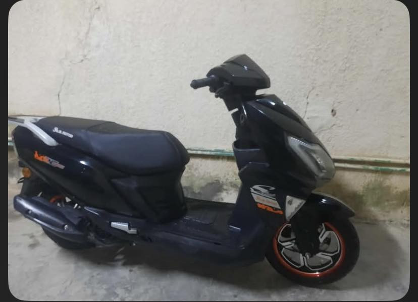 ***********
دراجة للبيع موديل ٢٥ صار شهرين طالعه من المعرض سعر ٩٠٠ وبيها مجال 
دراجة فول نظافة وشلعه مابيها نقص برغي شراي اتصل
