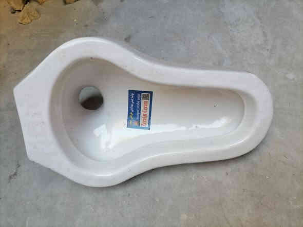 سيفونة عميقة  ماركة اصلي جديدة سعرة ٣٥ ***********
