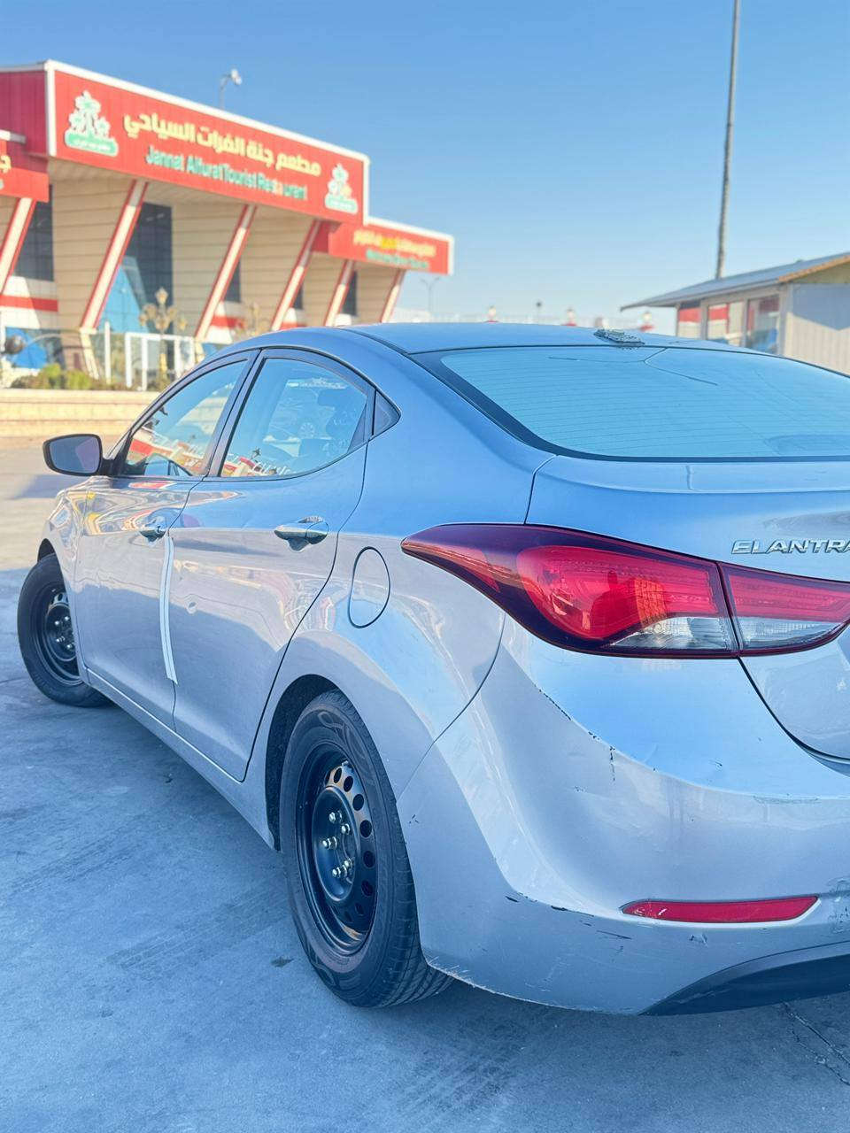 سلام عليكم  النترا موديل 16
وراد امريكي ڪفاله عامه  من صبغ وضربه 
حادثها دشبول مفلش يعني تخريب فقط 
محرك وكير خير من الله 
محركها 2000 دووش 
#سعررها_123 
وبيها مجال شي بسيط

 هذا رقم صاحب السياره

***********

#اني_مڪلف_بنشر
