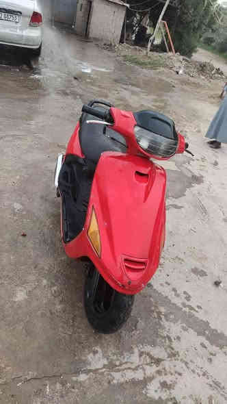 السلام عليكم مرخصت الادمن دراجه فراشه كرستال دراجه مال حاويه جديده حيل كما موضح بالصور دراجه كفاله عامه
جاهزه من كلشي كهربائات كامله شلعه معدل فول زوج تايرات جدد الدراجه ختم واحد من الشركه محرك جديد السعر380, وبيه مجال قليل للشراي مكاني الديواني دغاره  الي يريده يتصل ***********
