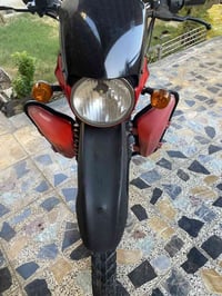 دراجة بوكسر موديل 2021 مرقم بغداد ب اسمي دراجة كلش نضيفة احلة من الصور...