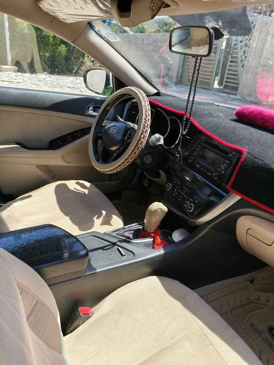 السلام عليكم اوبتيمه 2012  وارد خليجي رقم بغداد انكليزي جديد مشروع وطني نص فول محرك 2400 سياره جاهزه سياره مكفوله مكان السياره السماوه  له استفسار ***********
